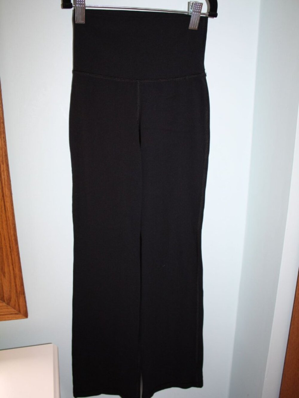 ARITZIA TnACTION Women's Teen Girl Size 2XS Black HI-Rise Wide Leggings Athletic